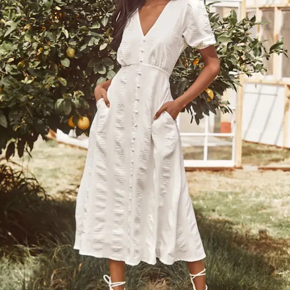 Lulu's Ivory Textured Midi Dress